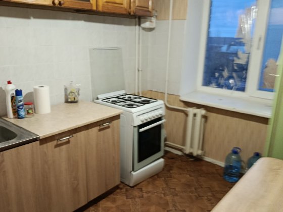 Продаю 1к/кв Соляные (Школьная) 7/9,Кира,37/21/7 21000$ Николаев
