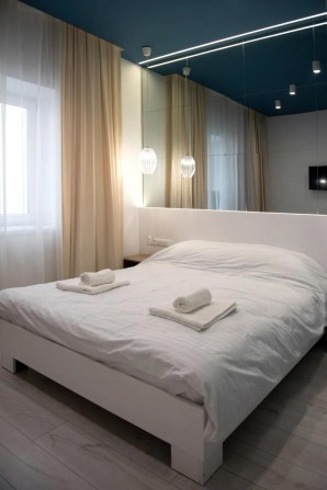 Продаж 2-к квартири в центрі міста, площа Старий Ринок.А12 - фото 1