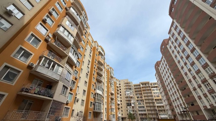 Продам 2х ком. в ЖК Одесский Двор с ремонтом Госпрограммы-да!(297-942) - фото 1