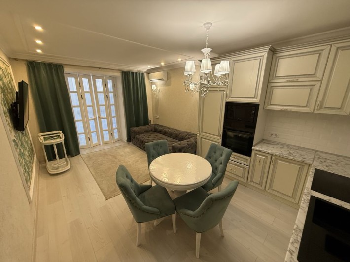 Двухкомнатная квартира с ремонтом в ЖК Ривьера. - фото 1