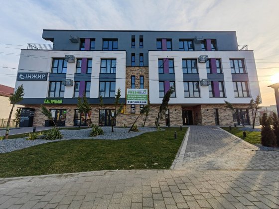 Продаж 2х кім. квартири ЛЬВІВ ЖК ІНЖИР (власне патіо). Є ІНШІ ВАРІАНТИ Львів