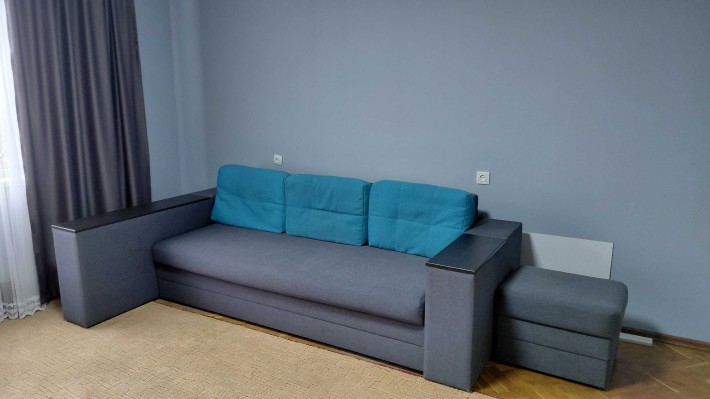 Продаж трьохкімнатної квартири з ремонтом на пр. Червоної Калини. - фото 1