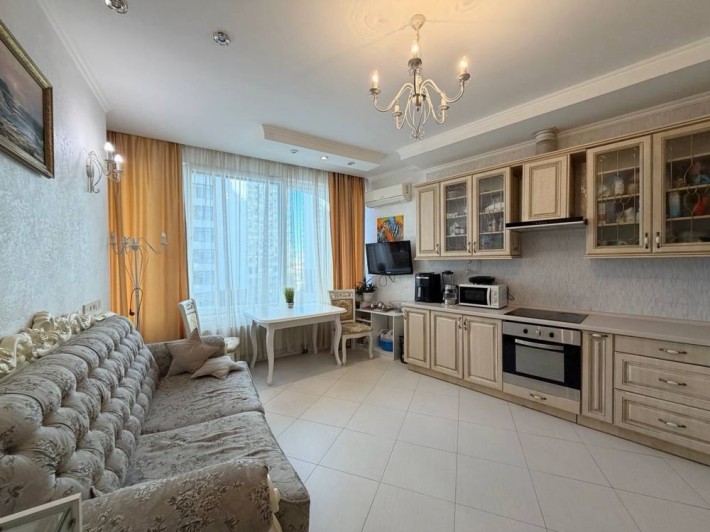 3 кімнатна квартира ЖК БІЛИЙ ПАРУС вулиця Літературна - фото 1