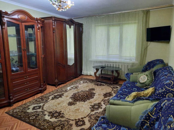 Продаж 1к квартири 37.8 кв. м на вул. Марка Кропивницького -24500 т.у.е - фото 1