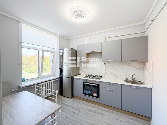 Продам 2 кімн квартиру. Центр. м. Бекетова. Куликівський узвіз, 13 - фото 1