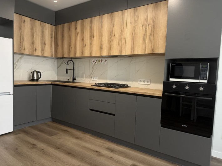 Нова на ринку!! Квартира в будинку бізнес класу - фото 1