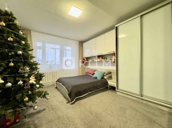 Продаж 3-кімнатна квартира з ремонтом по вул. Стрийська - фото 1