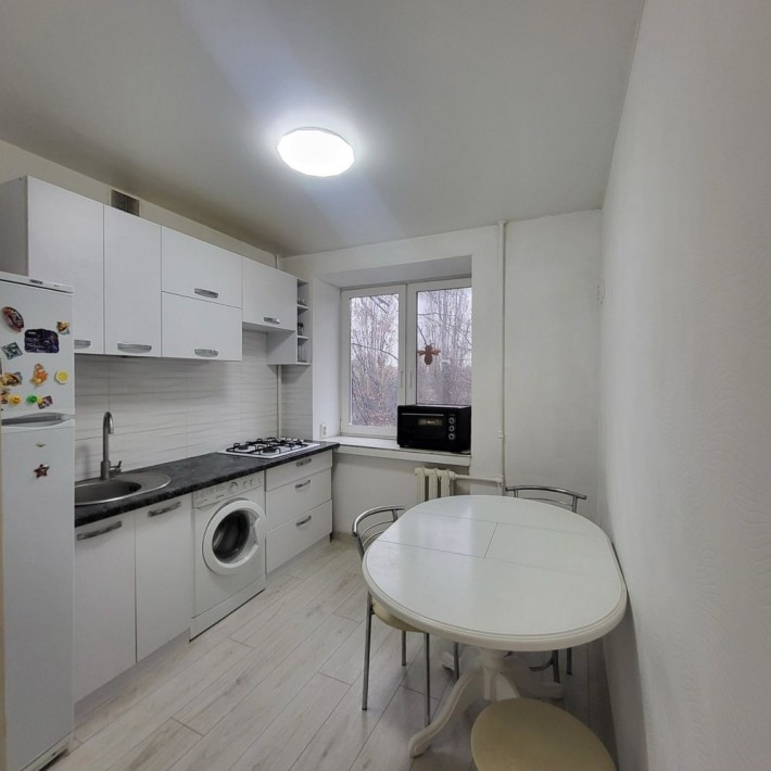 3х к.из.кв. на 3-м этаже 9-ти эт.дома в р-не Новые Дома.-46500$.Торг - фото 1