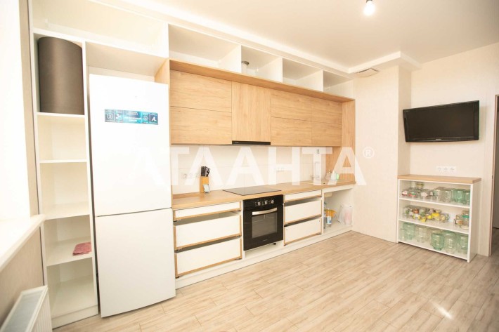 Продам 2-комнатную квартиру с Ремонтом и Мебелью ЖК Real park - фото 1