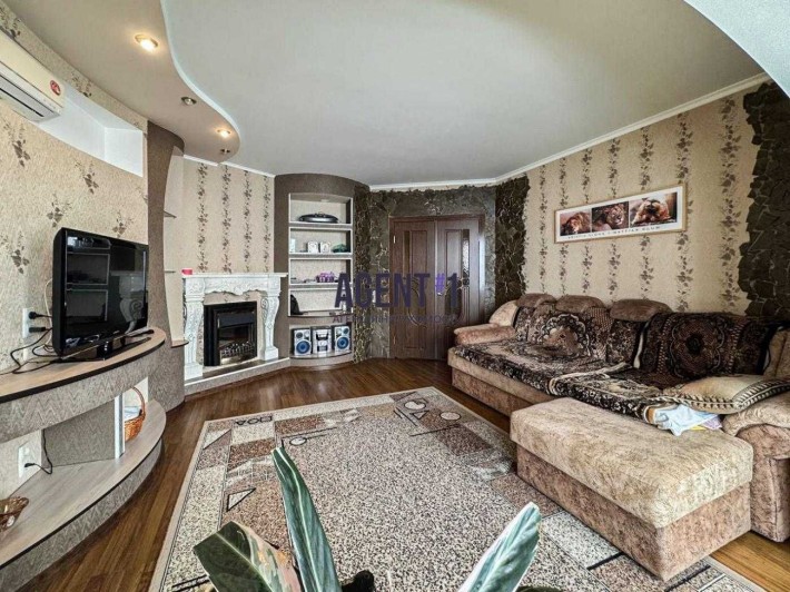 3-кімн. квартира 91.8 кв.м. Петропавлівська Борщагівка - фото 1