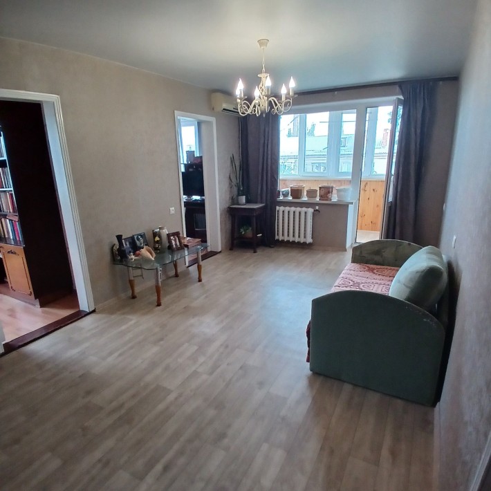 Продаю 4х кімн квартиру Космонавтів, зуп Смазочні - фото 1