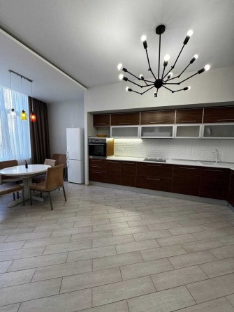 1 ком. 62 кв.м. в ЖК на Каманина‼️Аркадия Хиллс‼️ 2 этаж‼️ Торг‼️ - фото 1