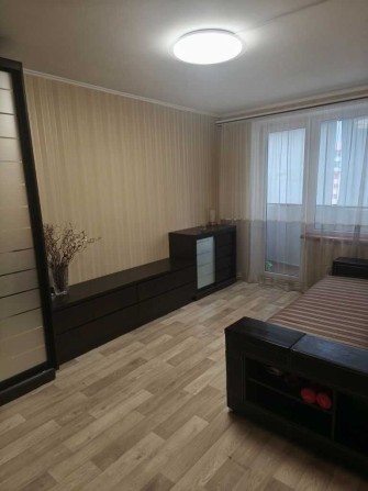 Продается 1к кв на Холодной Горе с кап.ремонтом. - фото 1