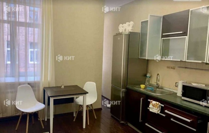 2к. 68м2, Центр (Ул. Потебни 3, ТРЦ Никольский) 132396 - фото 1