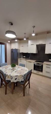 ЖК Париж! 3х-комн.квартира в отличном состоянии, заходи и живи. - фото 1