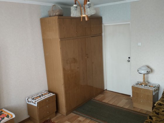 Здається кімната в центрі міста, бажано довгостроково Хмельницький