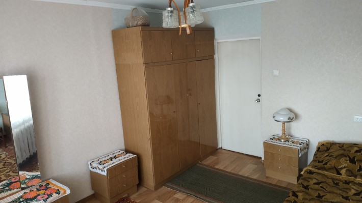 Здається кімната в центрі міста, бажано довгостроково - фото 1