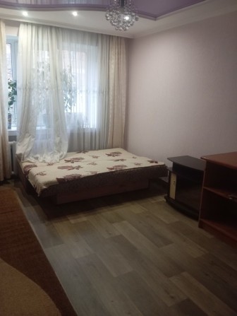 Здам кімнату в двох кімнатній квартирі - фото 1