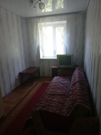 Сдам комнату в комуналке, ул.В.Матусевича 35, 2500+ ком.платежи - фото 1