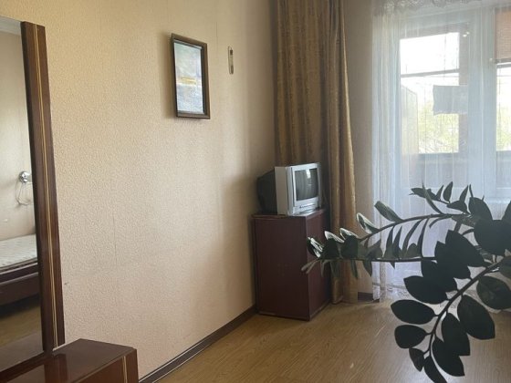Оренда кімнати по п-кт Перемоги