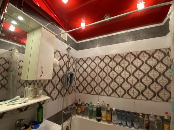 Свободна!Комната в центре!Цена с ком!Без последнего мес! - фото 1