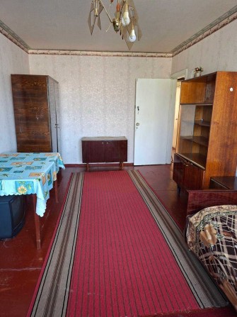 Сдам комнату без хозяев, на Алмазном, цена 3350 всё включено. - фото 1