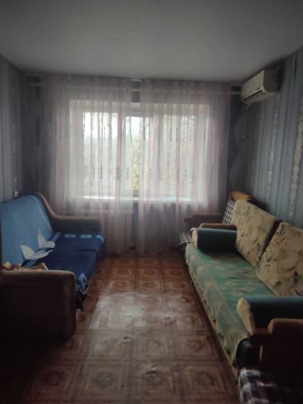 Здам кімнатну в гуртожитку по вул. Охтирська (біля АТБ) - фото 1