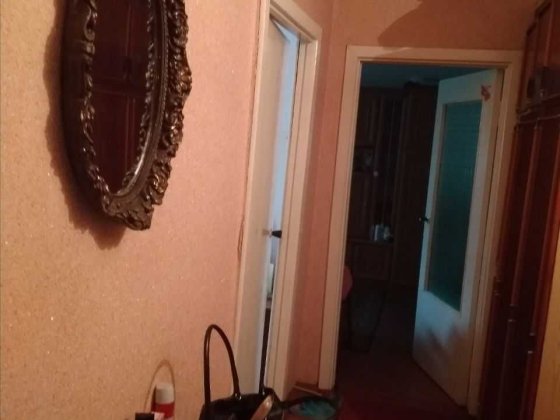 Здам місце в кімнаті для працюючої дівчини,без господаря.
