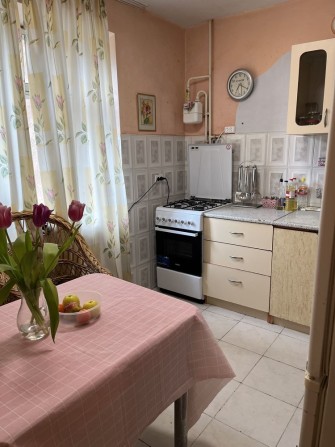БЕЗ РІЕЛТОРА! Оренда кімнати в 4-ох кімнатній квартирі - фото 1