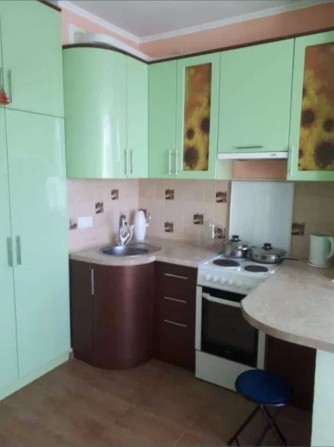 Здам гарну кiмнату в квартирi з ремонтом! Р-н Невського. Без % !!! - фото 1