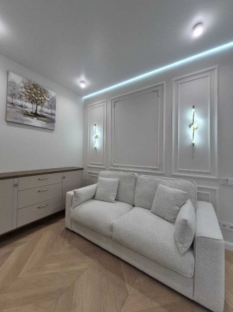 Продам 1-комн.квартиру-евродвушка. 66 ЖЕМЧУЖИНА на Краснова. Авторский ремонт - фото 1