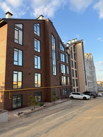 Знижка‼️Продам невелику квартиру, газ котел, панорамне вікно, без % - фото 1