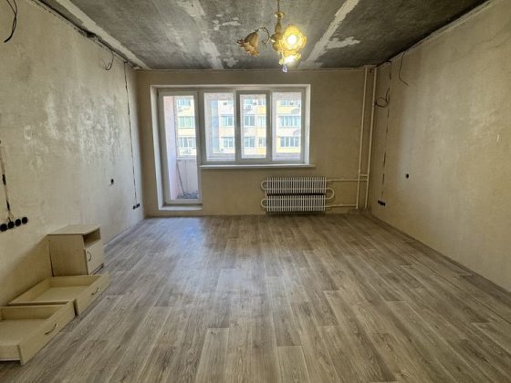 Продам 2-кімнатну квартиру 75м² МЖК Інтернаціоналіст Харьков