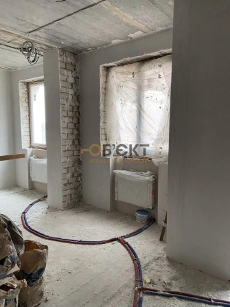 В продаже 1-комнатная квартира 38м2 в ЖК «Птичка» РЕДКАЯ планировка - фото 1