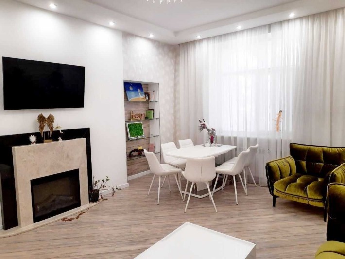 Продам шикарную 3к.сталинку,евроремонт,мебель,техника,2\5,ул.Сумская - фото 1