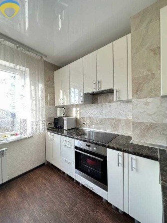 Продам 4-ком квартиру на Сахарова ( парк Энтузиастов) - фото 1