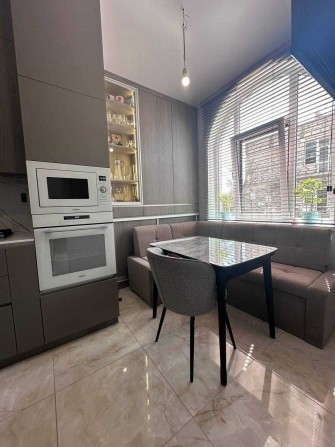 Продам 2-кімнатну квартиру в ЖК «Avinion» - перша лінія моря! - фото 1