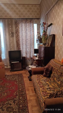 Продам двокімнатну квартиру в центрі - фото 1