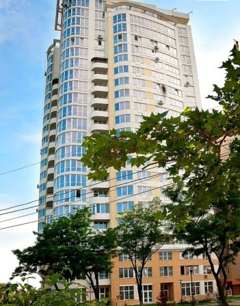 Продам 2к. квартира в ЖК Руслан и Людмила, ул.Литературная - фото 1