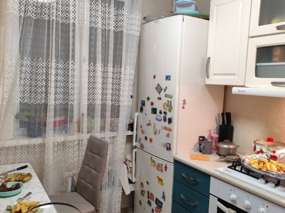 Продам  1 комнатную квартиру Салтовка,м.Студенческая -10мин.Улучшенка Харьков