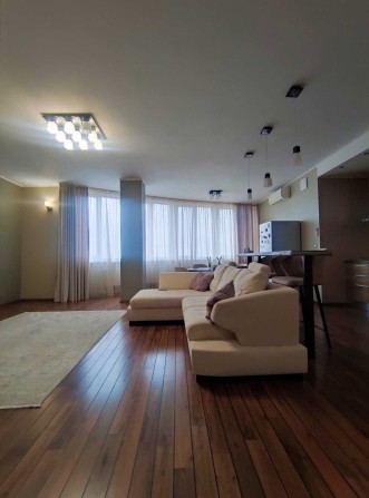 RV S4 3 комнатная квартира Новые дома м. Дворец спорта  ЖК Эдельвейс - фото 1