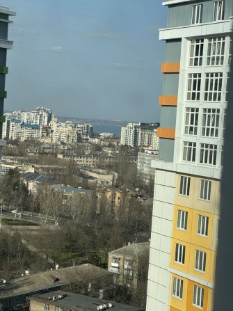 Продам  2к квартира 4 сезона парк Победы проспект Щевченко - фото 1