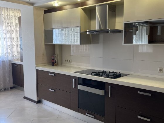 Продам пентхаус в кирпичном доме Одеса