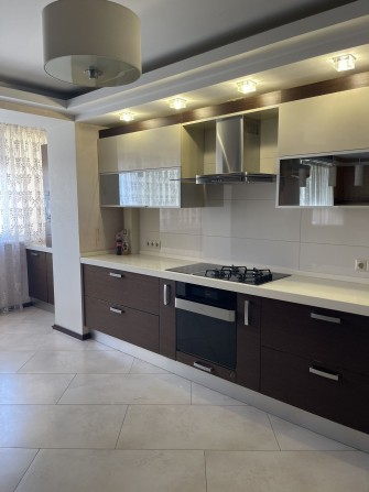 Продам пентхаус в кирпичном доме - фото 1