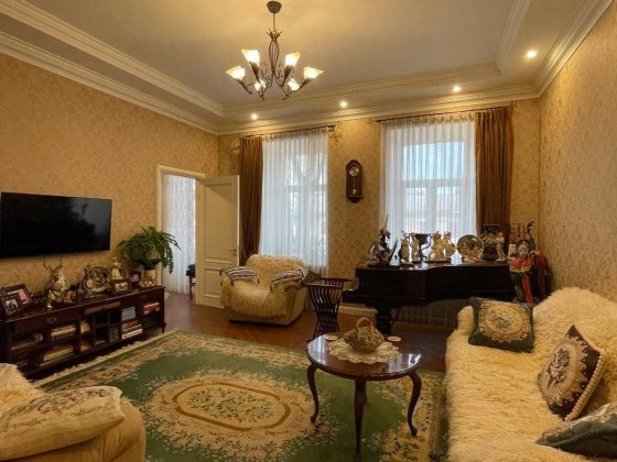 Продам 3-комнатную квартиру в Центре. Ул. Базарная/Ришельевская. 1L21 Одеса
