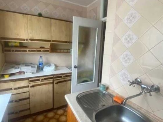 Продам 3 комн квартиру 65м2 на 2 этаже Роганский ж/м метро Индустриальна OA Харків