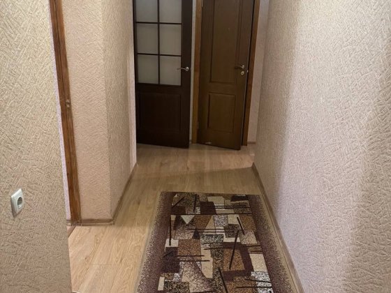 Окрема кімната для дівчини в 2к кв без господарів на П.Тичини