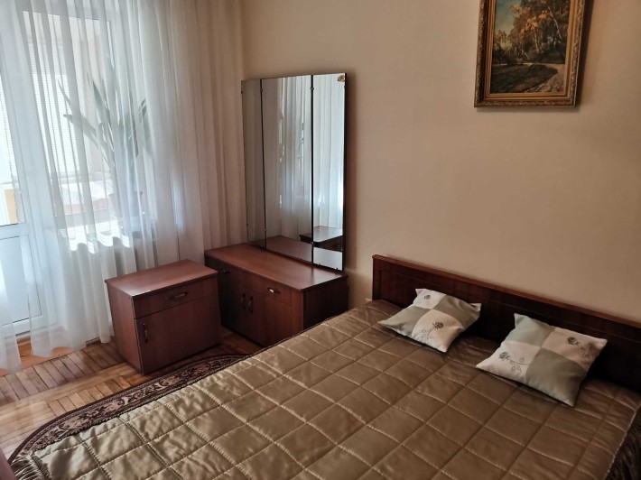 кім в гуртожитку Пирогова біля Урожаю - фото 1