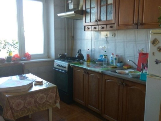 Здам, місце в кімнаті для дівчини.Без власників.Зодчих.Вільно. Винница