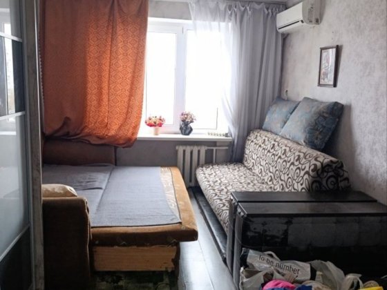 Здається Без господарів кімната.м.Чернігівська,Лісова.